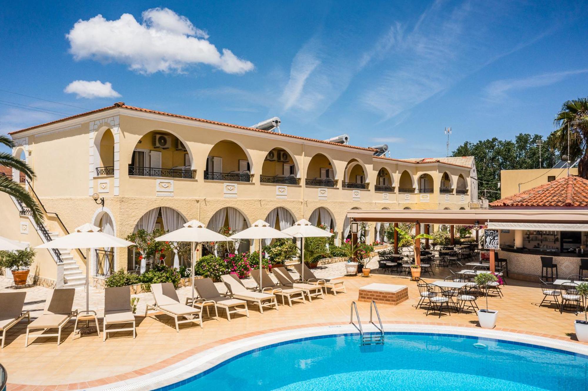 Konstantina Appart hôtel Kávos