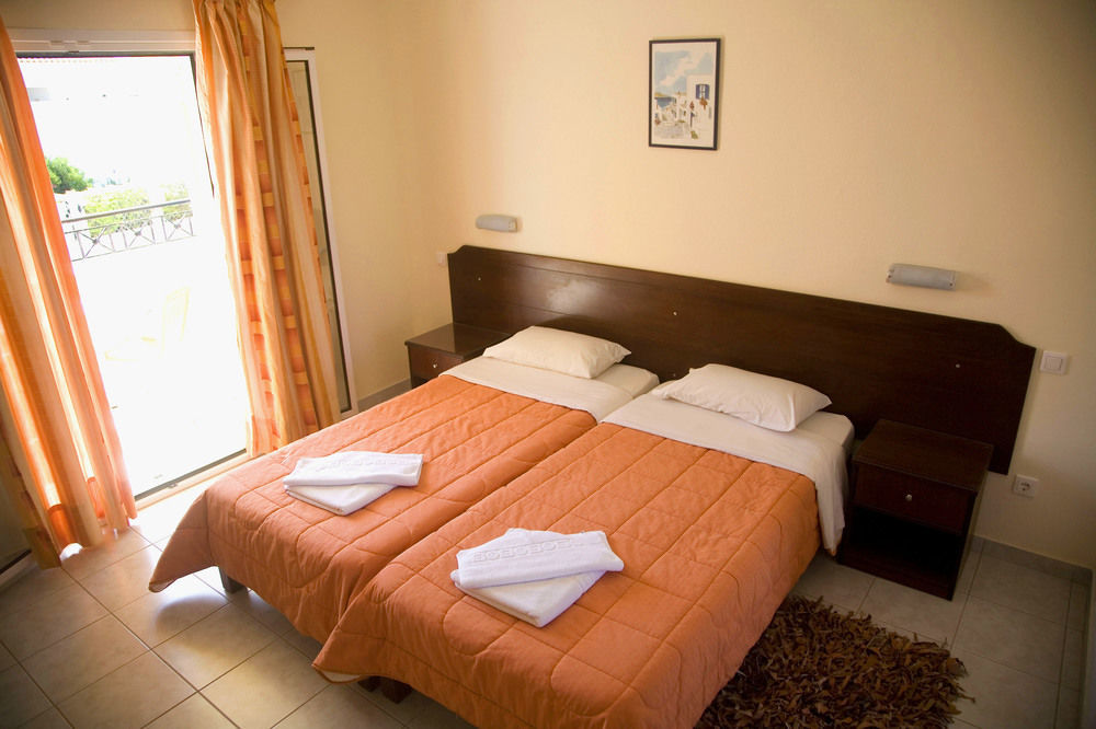 Konstantina Aparthotel