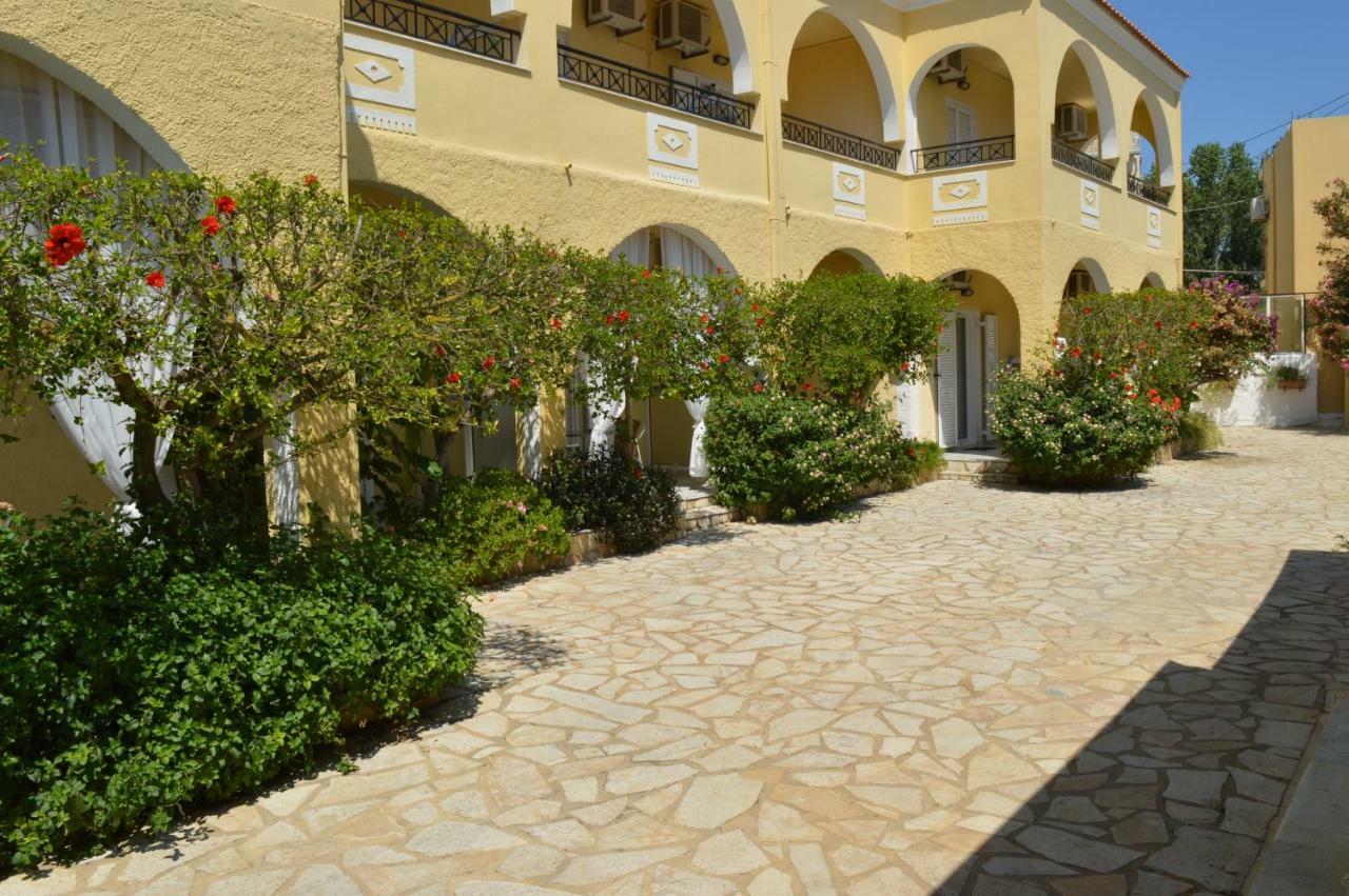 Konstantina Aparthotel