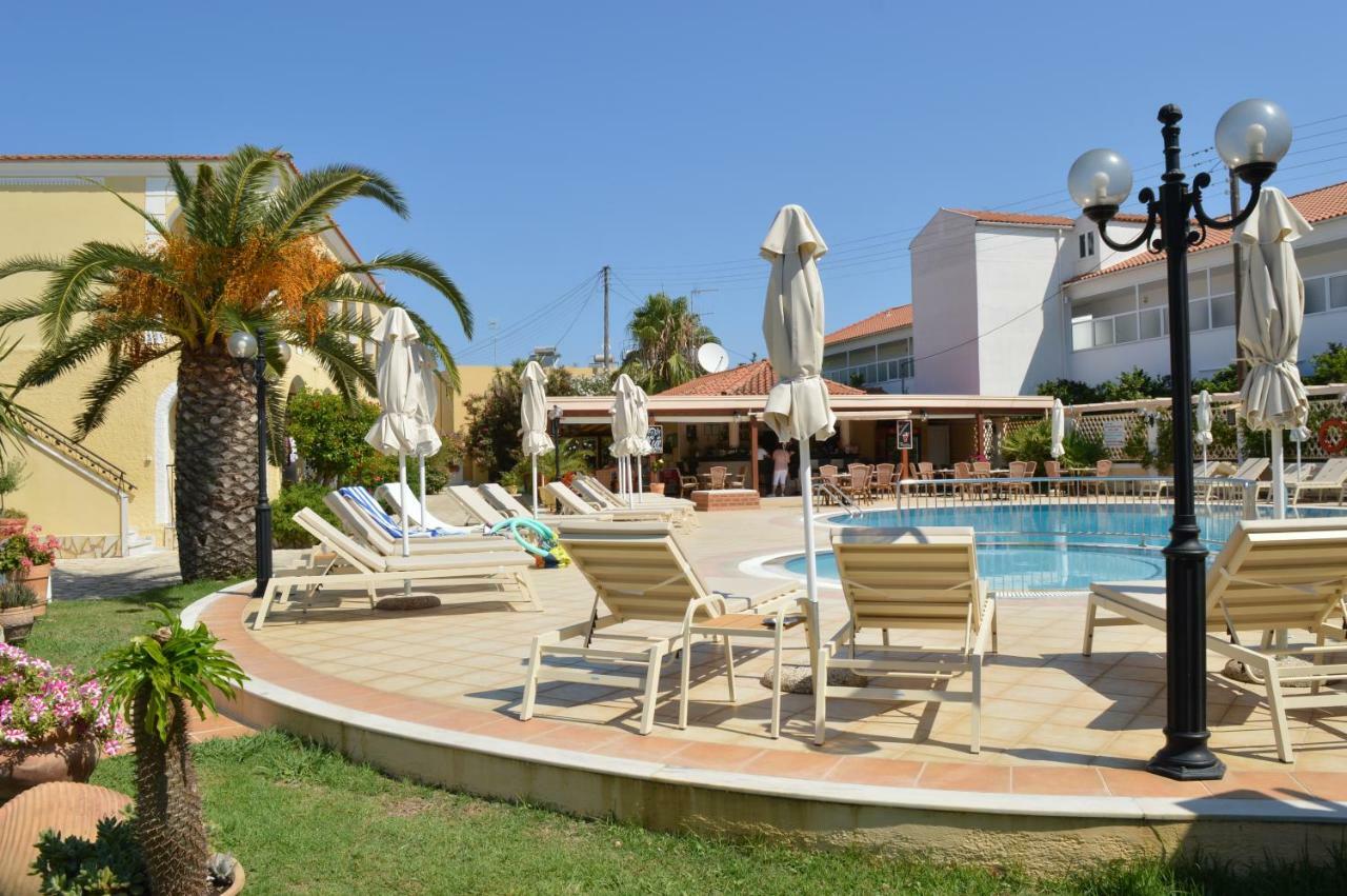 Aparthotel Konstantina Kávos